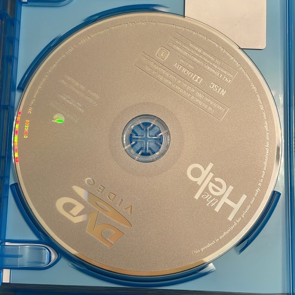 The Help / BUNDLE AND SAVE ON MOVIES - Picture 6 of 9